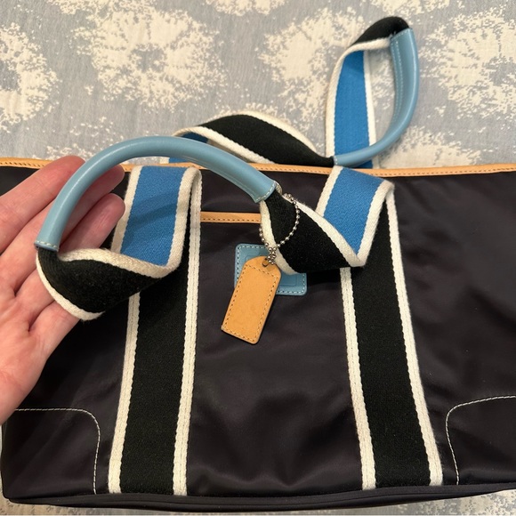 EUC Coach Hampton small tote, nylon with leather trim and silver hardware - Picture 4 of 11